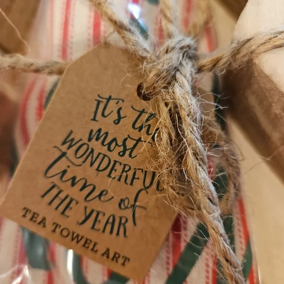 Mud Pie Tree Shaped Wood Serving Bowl and Christmas Kitchen Towel Set - Picture 2 of 2